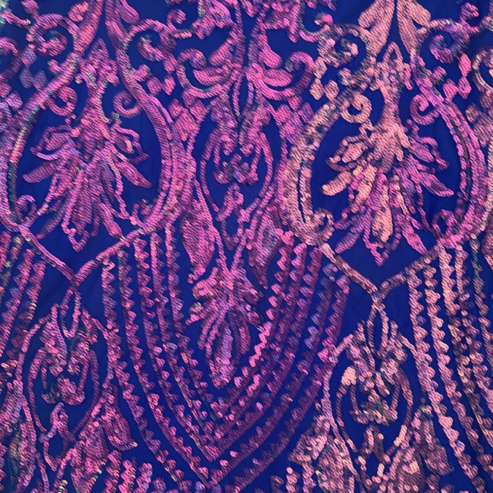 Windsor Elegant Pink And Blue Patterned Homecomin… - image 2